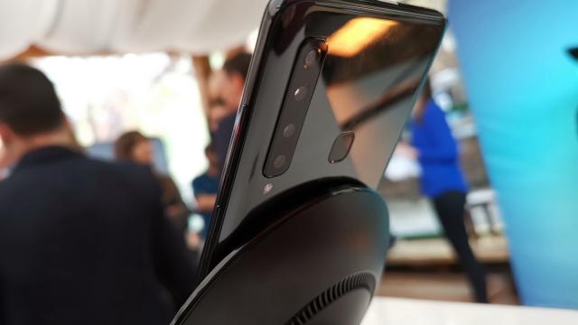 Samsung Galaxy A9 (2018) debutează în România; Iată primele impresii despre telefonul cu 4 camere + hands on (Video)