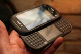 lg_qwerty_dual_screen_android_phone_10.jpg