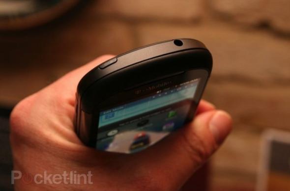 Telefon LG cu două ecrane și qwerty - concept inedit: lg_qwerty_dual_screen_android_phone_5.jpg
