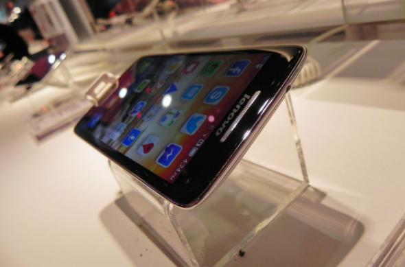 MWC 2014: Lenovo Vibe X hands on preview demo - unul dintr cele mai subțiri telefoane Full HD din lume (Video): dscn4783jpg.jpg