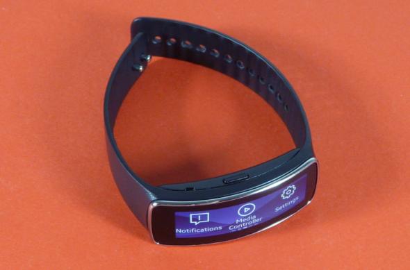 Samsung Gear Fit Review: gadget de fitness cu design atractiv, dar cu unele lipsuri (Video): samsung_gear_fit_review_mobilissimo_45jpg.jpg