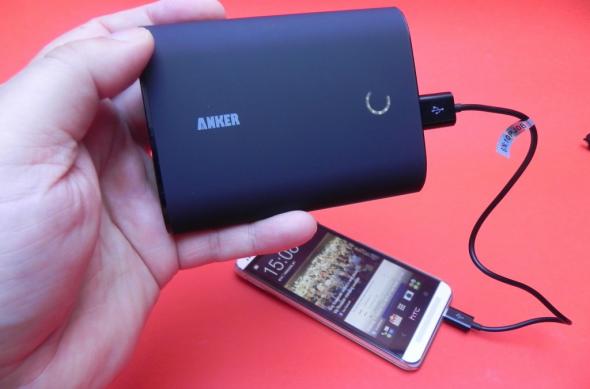 Review baterii externe Anker Astro Slim 2 și Astro 3 de la EasyCharge.ro + Concurs: puteți câștiga bateriile! (Video): baterii_anker_05jpg.jpg