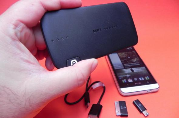 Review baterii externe Anker Astro Slim 2 și Astro 3 de la EasyCharge.ro + Concurs: puteți câștiga bateriile! (Video): baterii_anker_32jpg.jpg