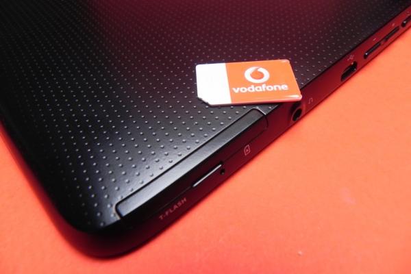 Review Vonino Q8: voluminos dar experiență Android fluentă și conectivitate completă