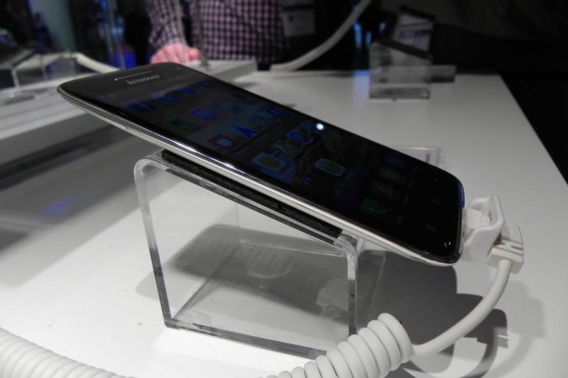 MWC 2014: Lenovo Vibe X hands on preview demo - unul dintr cele mai subțiri telefoane Full HD din lume (Video): dscn4782jpg.jpg