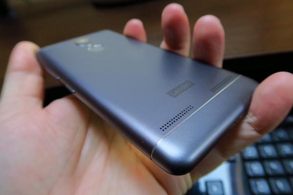 Lenovo K6: Hardware mid-midrange, unele compromisuri compensate din belşug