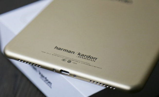 JDTab J01 este o tabletă produsă de Meizu, cu acustică Harman Kardon şi Flyme OS la bord; Iată fotografii hands on cu acest terminal!