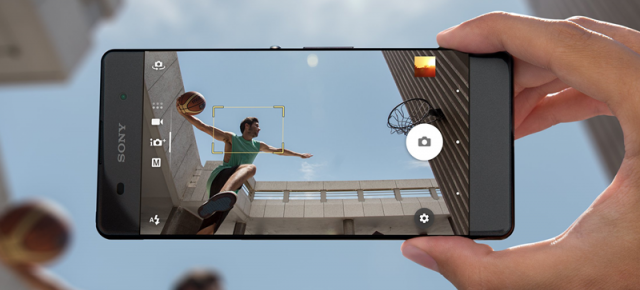 Un posibil telefon Sony Xperia din 2017 ajunge pe web într-o imagine foarte neclară, are ecran edge to edge