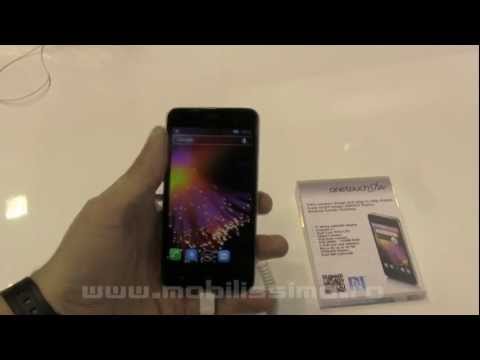 Alcatel One Touch Star hands on preview MWC 2013 - Mobilissimo.ro