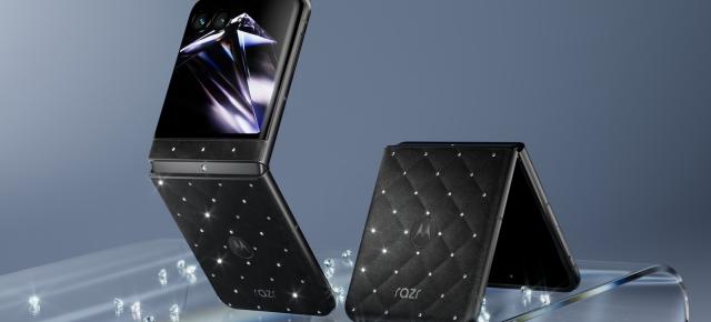 IFA 2026: Motorola razr 70 primește 35 de cristale Swarovski și un finisaj PANTONE Meteorite în noua ediție Brilliant Collection