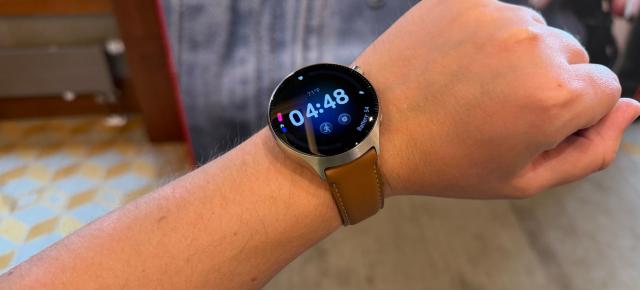 Moto Watch Ultra hands-on la IFA 2026: Wear OS, LTE și piele naturală într-un ceas premium Motorola