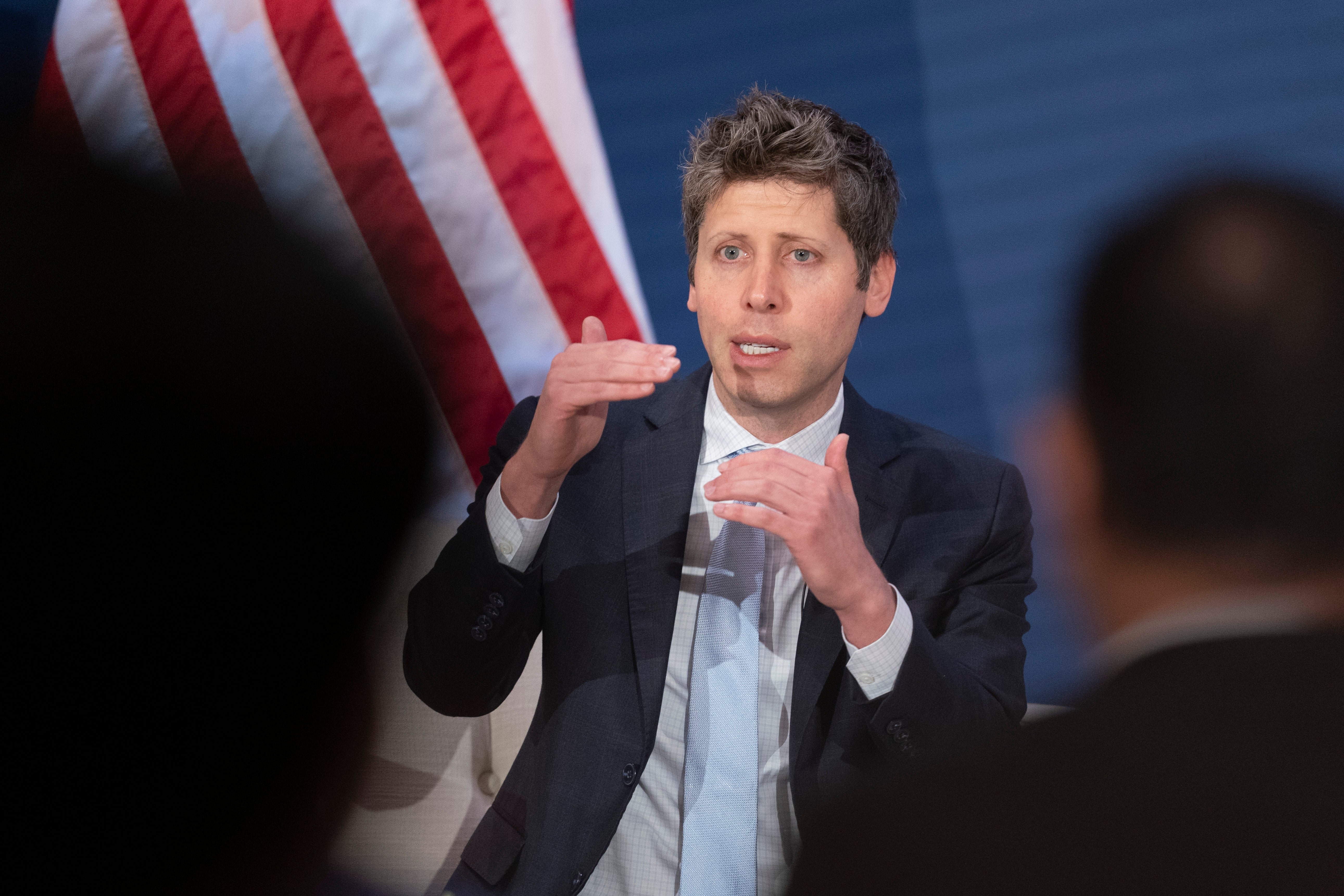 OpenAI prezintă GPT-6 Astra cu 98,6% pe ARC-AGI-3 și 100% pe ExploitBench; Sam Altman spune că siguranța va condiționa lansările viitoare, nu performanța