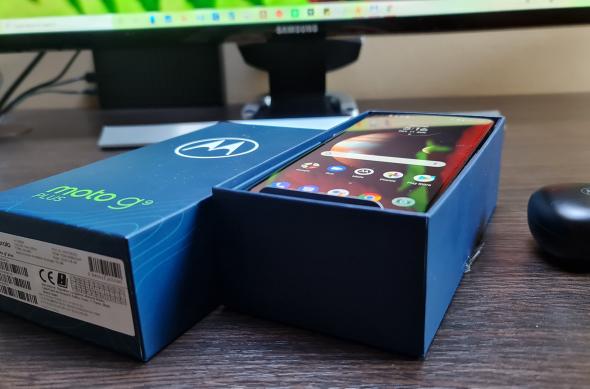 Motorola Moto G9 Plus - Unboxing: Motorola-Moto-G9-Plus_002.jpg