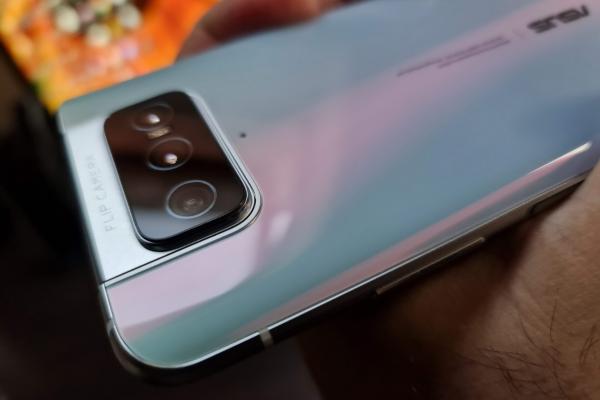 ASUS ZenFone 7 Pro - Galerie foto Mobilissimo.ro