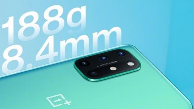 <b>OnePlus 8T apare în randări oficiale pe o nuanță de verde care va prinde la public; Avem și specificațiile finale</b>În ultimele ore OnePlus a confirmat designul viitorului său smartphone important, OnePlus 8T. Acesta a apărut într-un teaser, cu ecran plat şi spate din sticlă glossy, iar între timp au venit şi randări oficiale şi specificaţii