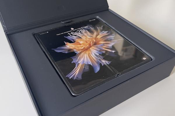 Honor Magic Vs - Unboxing