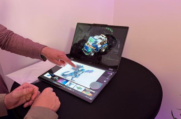 Lenovo Yoga Book 3D - Fotografii: Book-3D (1).jpg