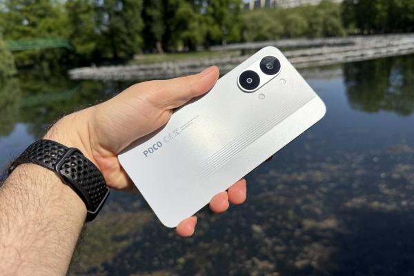 POCO X8 Pro Max: Design cu luminiţe în spate, ergonomic la gaming