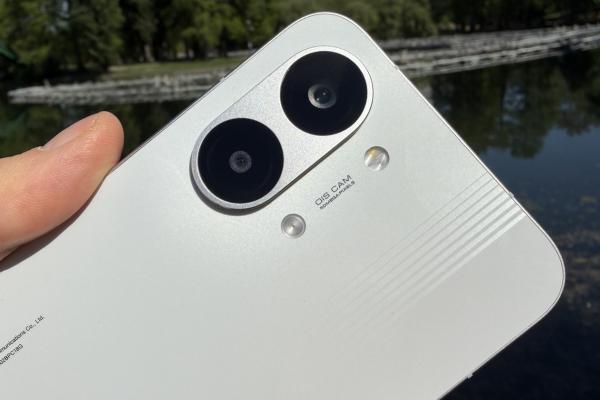POCO X8 Pro Max: Camera midrange prin definiţie, puternică la focalizare şi selfie