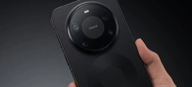 CTO-ul Huawei Zheng Jun spune că Mate 90 va folosi un cip bazat pe „legea Tao (τ)”, prezentată în zilele trecute