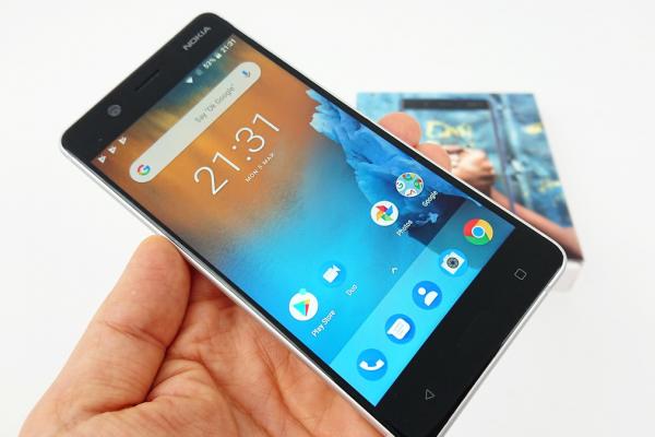 Nokia 5 Unboxing: micul midranger din 2017 care arată mai bine decât Nokia 6 (Video)