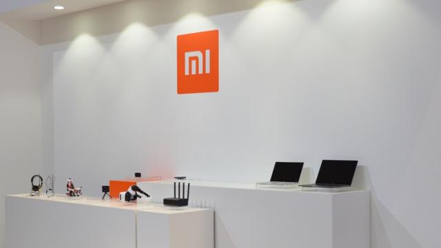 <b>Sosirea Xiaomi în Franța este foarte aproape; Chinezii se află în căutarea unui Manager Social Media cu experiență </b>Spre sfârșitul anului trecut apărea și confirmarea faptului că Xiaomi are de gând să se instaleze și pe piața din Franța, veste ce sosea la scurt timp de la sosirea în Spania. Acum descoperim că firma chineză se află în căutarea unui manager