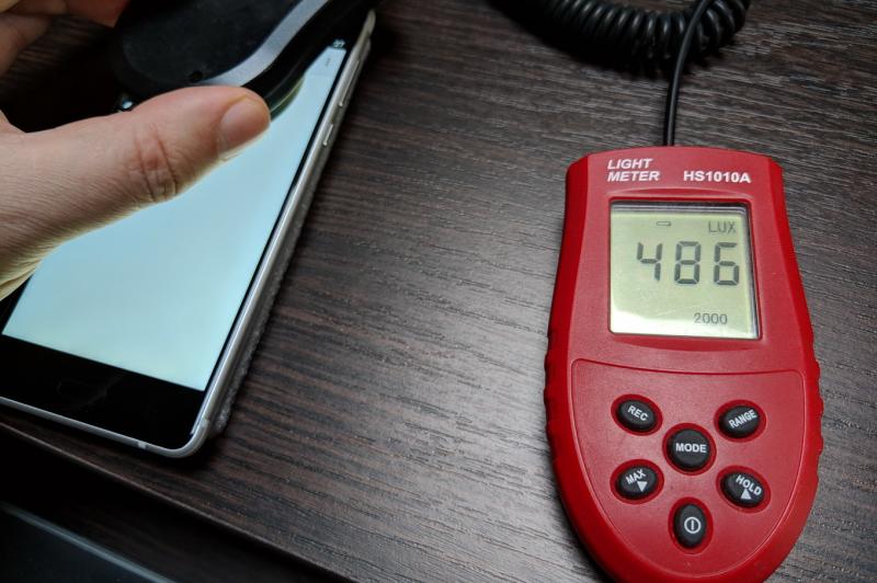 Luminozitate ecran Nokia 5: Nokia-5_049.jpg