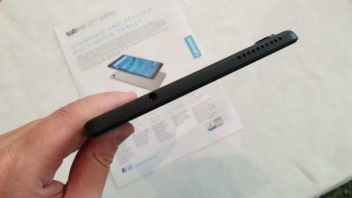 Lenovo Tab M8 - Fotografii Hands-On: Lenovo-Tab-M8_011.jpg