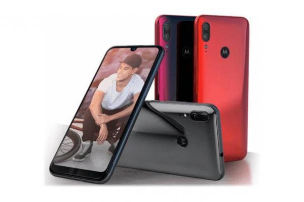 Motorola Moto E6 Plus va sosi în nuanțe gradient pe vișiniu, gri și roșu; Apar randări proaspete 