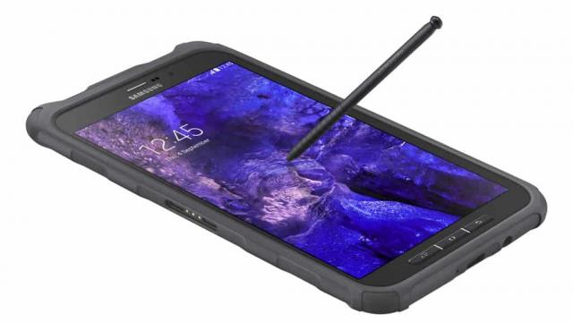 <b>IFA 2019: Samsung Galaxy Tab Active Pro este o tabletă ultra robustă, cu S Pen, suport DeX, 4 ani de actualizări software</b>Samsung a adus la IFA 2019 o tabletă nouă şi foarte robustă. Se numeşte Samsung Galaxy Tab Active Pro şi vine cu S Pen, funcţionalitate DeX, dar şi 4 ani de actualizări software. Aflaţi dotările sale şi preţul mai jos.