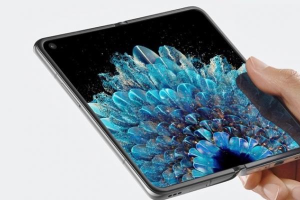 OnePlus lucrează la primul smartphone pliabil din portofoliu și va fi unul familiar; Iată de ce