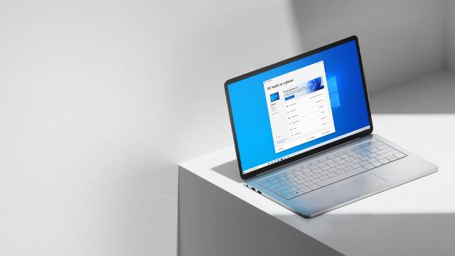 <b>Windows 11 primește o serie de noutăți mult așteptate de către utilizatori: tab-uri în File Explorer, foldere în meniul Start</b>Aceste prime zile ale lunii aprilie vin și cu noutăți asociate lui Windows 11, sistemul de operare regăsit pe milioane de dispozitive, poate chiar și pe PC-ul vostru. Un eveniment dedicat OS-ului a avut loc ieri seară, iar oficialii Microsoft 