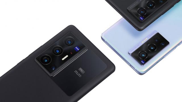 <b>vivo X80 Pro+ are confirmat procesorul Snapdragon 8 Gen1 de la interior de o listare GeekBench</b>vivo se pregătește de un eveniment important pentru data de 11 aprilie, zi în care va prezenta primul pliabil din portofoliu numit vivo X Fold, tableta vivo Pad, cât și flagship-ul vivo X Note care ar putea aduce în ecuație un stylus. Mai apoi