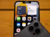 iOS 26 îți îngheață apelul FaceTime dacă te apuci să te dezbraci; funcția pentru copii pare că îi “protejează” și pe adulți