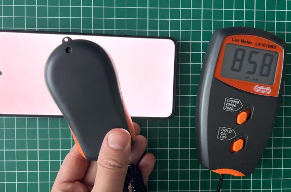 Motorola moto g86 - Test luminozitate: Luminozitate (4).jpg
