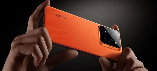 Primele telefoane realme care primesc Android 16 și UI 7.0; GT 7 Pro deschide seria cu funcții AI și upgrade de securitate