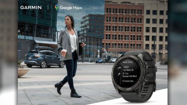<b>Google Maps ajunge pe smartwatch-urile Garmin și oferă indicații pas cu pas, direct la încheietură</b>Garmin a anunțat integrarea aplicației Google Maps direct pe smartwatch-urile sale prin Connect IQ Store. Asta înseamnă că utilizatorii care aleg să instaleze aplicația vor primi indicații pas cu pas direct la încheietură și nu vor mai fi nevoiți să