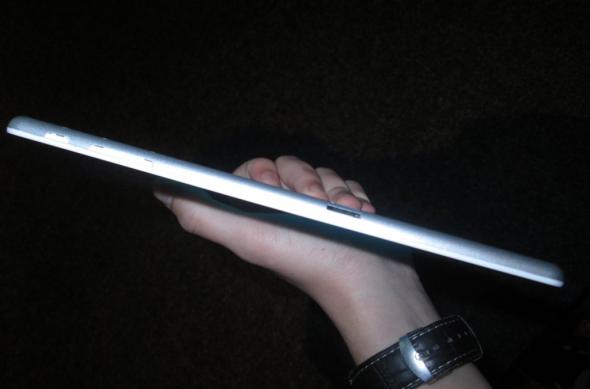 Allview Viva i8, prima tabletă cu procesor Intel a celor de la Allview: img_3321jpg.jpg