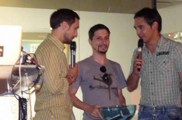 HTC ChaCha debutează oficial În România prin Orange, În cadrul unui eveniment prezentat de Răzvan și Dani: lansare_htc_chacha_orange_romania_31jpg.jpg
