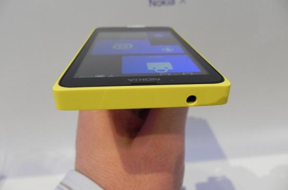 Hands on cu Nokia X, primul Android de la Nokia și Începutul unei serii interesante (Retro MWC 2014 - Video): dscn4670jpg.jpg