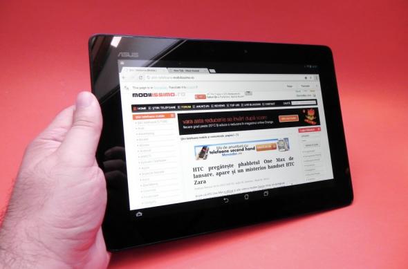 Review ASUS MeMo Pad FHD 10: o tabletă midrange cu difuzoare excelente, procesor Intel performant și design plăcut (Video): asus_memo_pad_fhd_10_review_mobilissimo_ro_03jpg.jpg