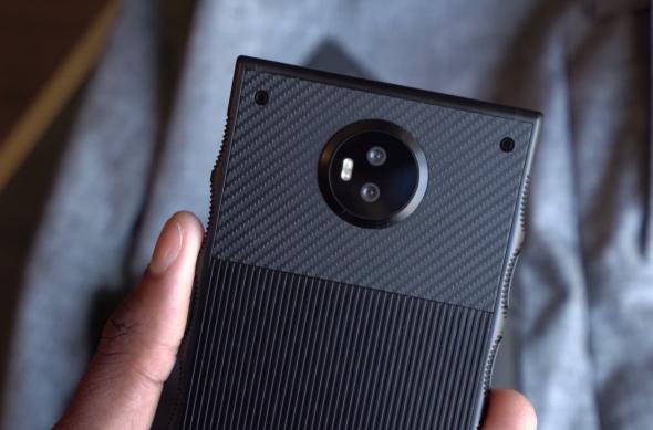 Fotohrafii hands-on RED Hydrogen One: 2017-08-02_20-01-09.jpg