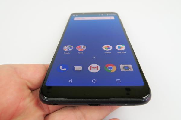 ASUS ZenFone Max Pro (M1): Acustică cu mult bas, volum ridicat, multimedia bună la mod general