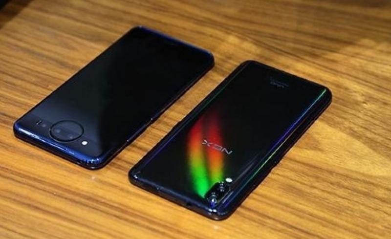 Vivo NEX 2- Fotografii leak: Vivo-NEX-2-Fotografii_003.jpg