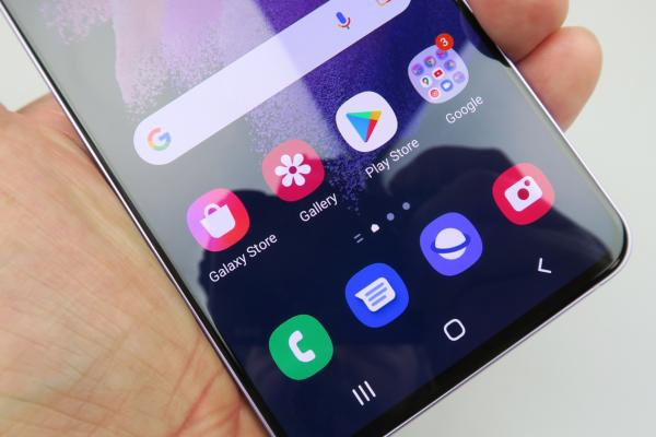 Samsung Galaxy S21 FE 5G: OS, UI, aplicaţii cu un One UI 4.0 mai sigur şi mai personalizabil la colorit