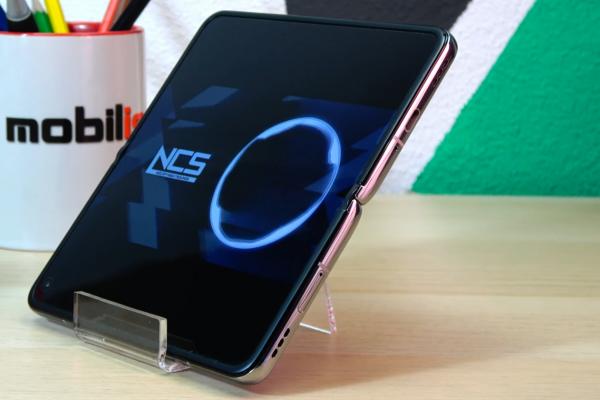 OPPO Find N: Acustică semi-stereo, gălăgioasă la gaming