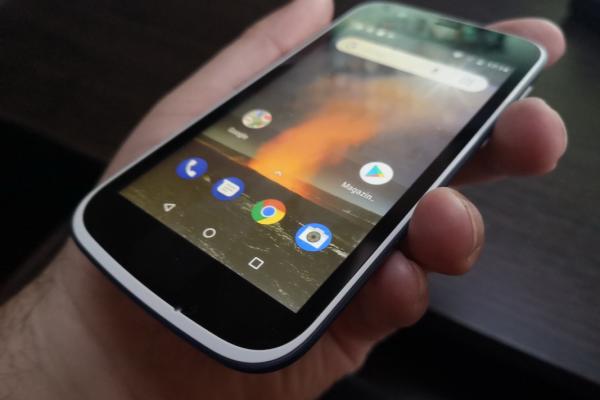 Nokia 1: Design deloc pretenţios, dar ergonomic