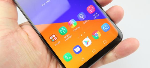 ASUS ZenFone 5 (ZE620KL): OS, UI, aplicaţii pe bază de Oreo şi AI