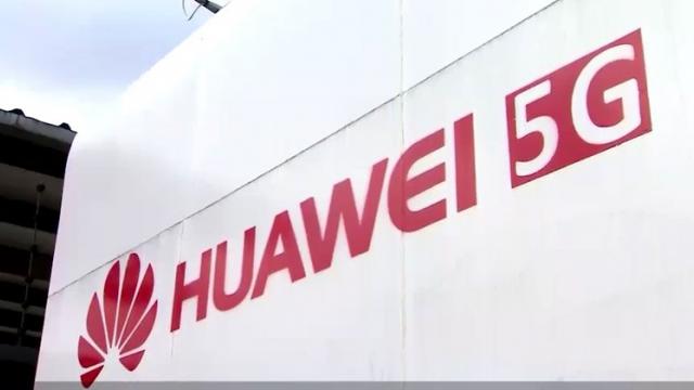 <b>Primele soluţii comerciale Huawei 5G şi primele cipset-uri aferente vor sosi în martie 2019</b>Dacă în acest an cei de la Huawei au în plan să lanseze un smartphone de gaming, pentru 2019 planurile sunt și mai mărețe pentru că atunci este programat debutul primelor soluții comerciale 5G și a primelor cipset-uri aferente