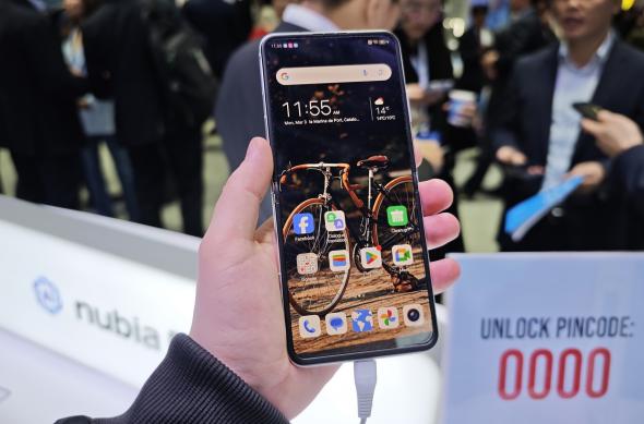 ZTE Nubia Flip 2 - Fotografii hands-on (MWC 2025): IMG_20250303_115509.jpg